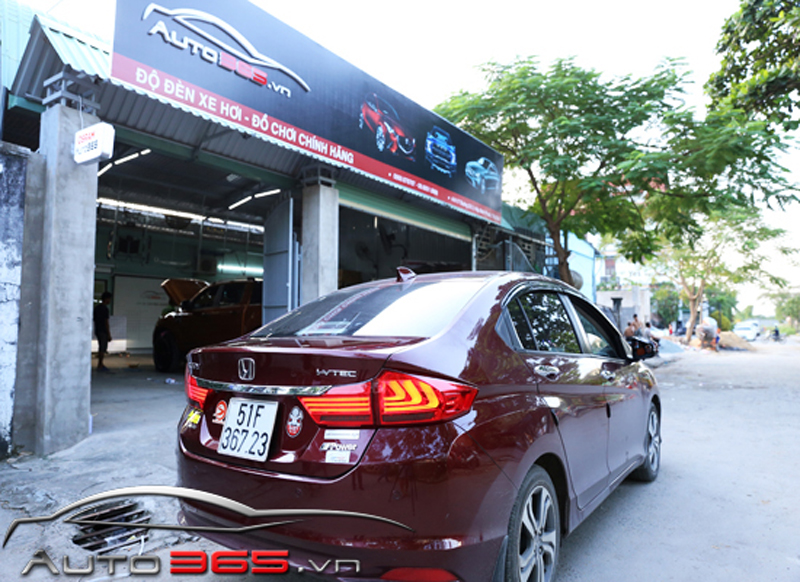 Độ đèn Hậu Honda City Sài Gòn