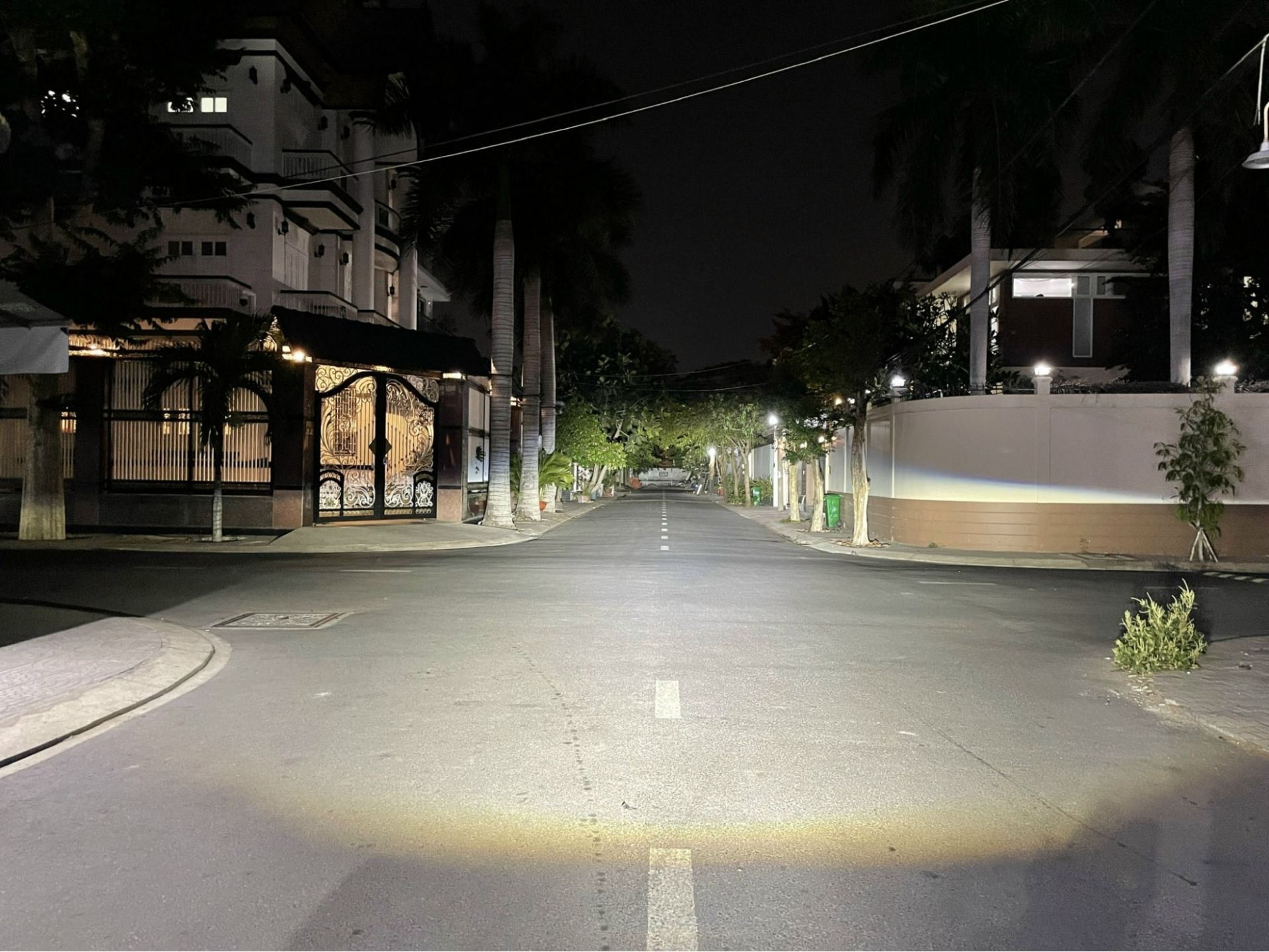 ánh sáng pha bi led x-light v30 ultra 2022