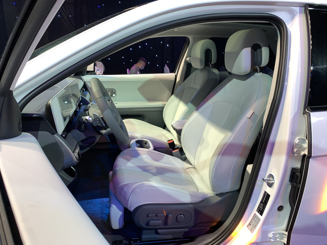 Ghế trước của IONIQ 5