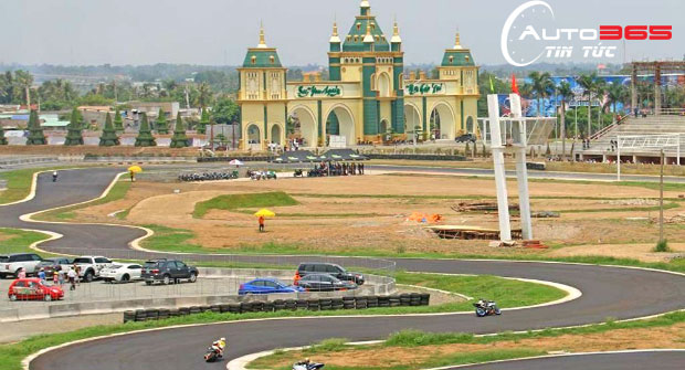 Trường đua Happy land