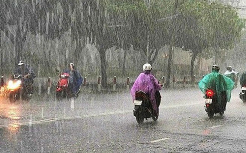 Miền Trung mùa mưa bắt đầu từ tháng 9 đến tháng 2 năm sau.