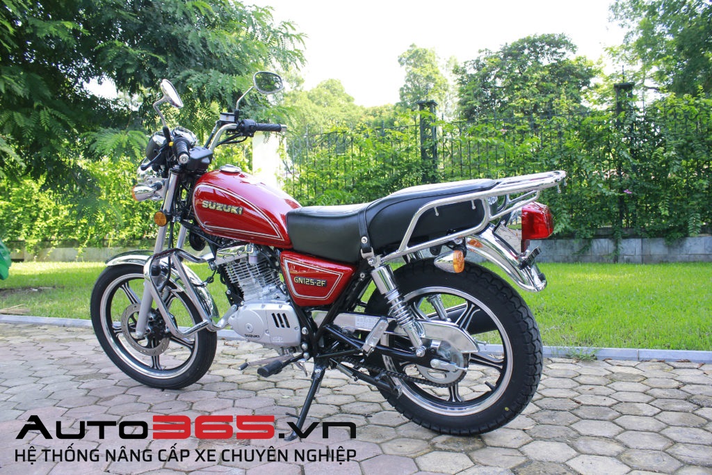 Suzuki EN125 2022