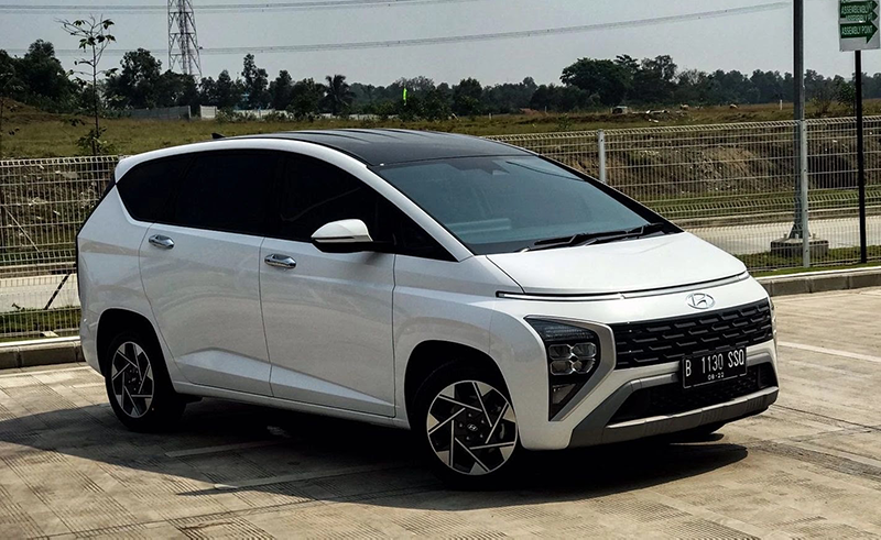 Hyundai Stargazer