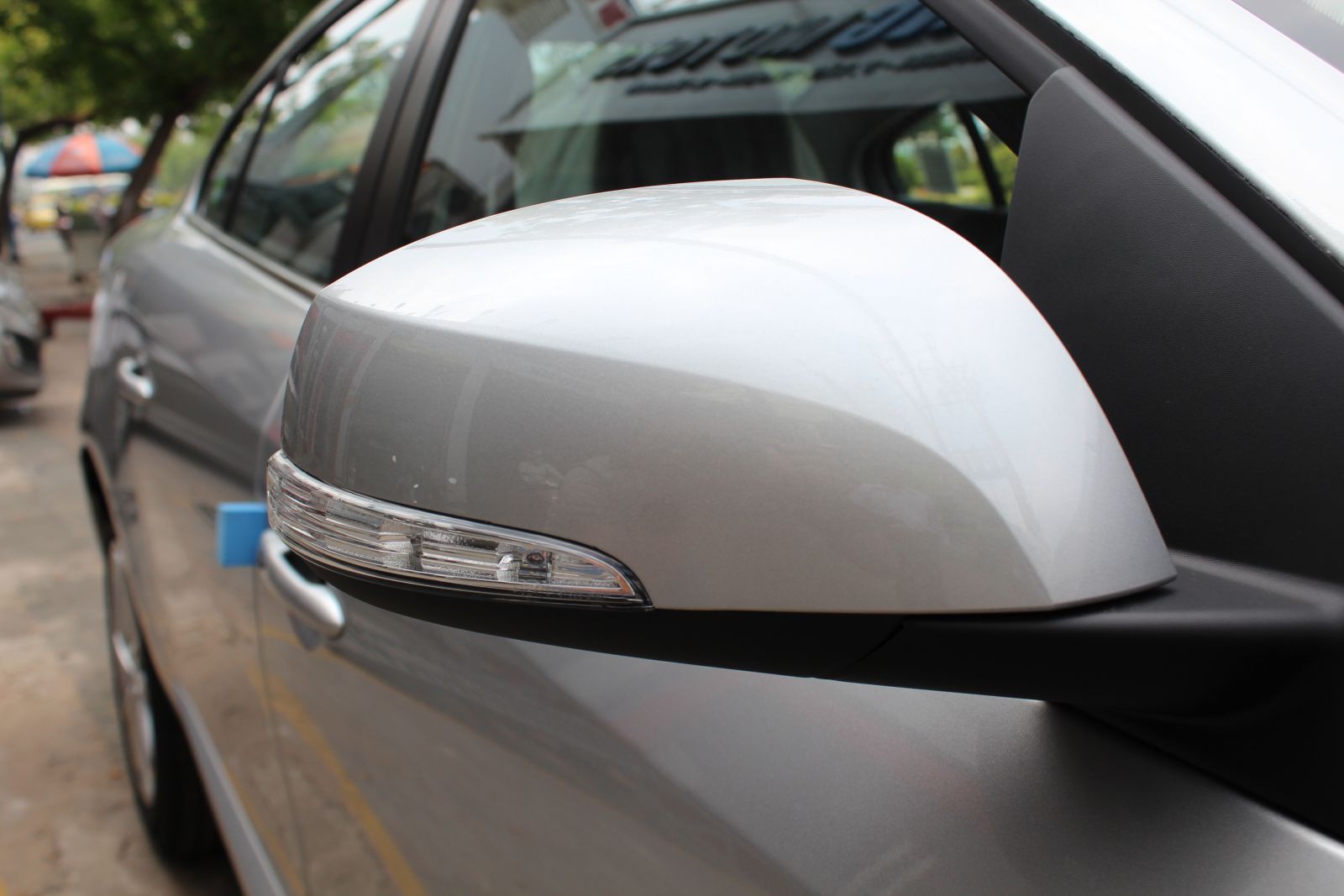 Gập gương - Lên kính Mazda