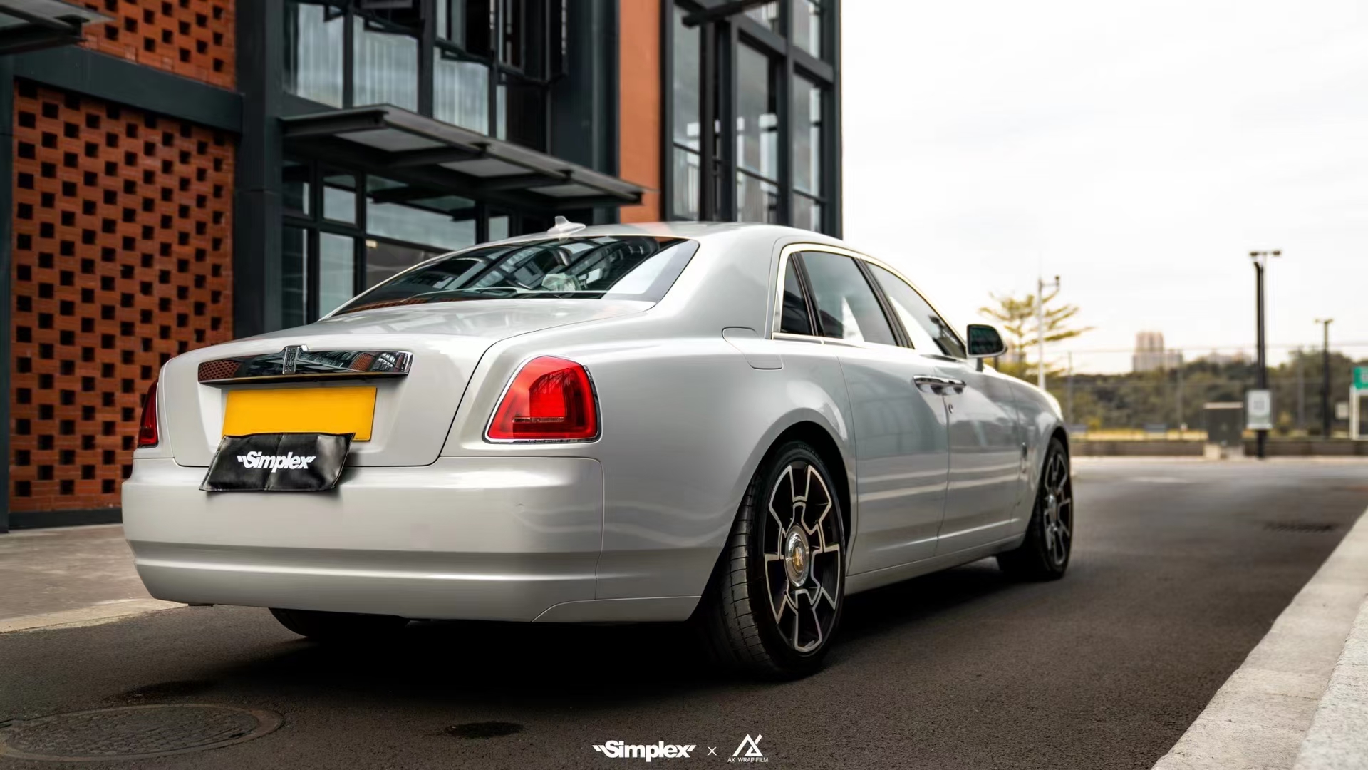 AX WRAP FILM ULTRA GLOSS VOLCANIC GRAY - MÀU TRO NÚI LỬA SIÊU BÓNG