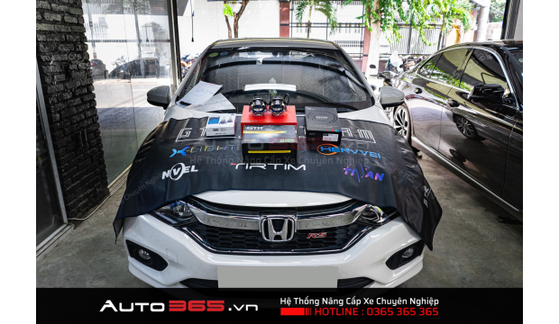 Độ đèn Laser Tirtim Tls350 - tăng sáng cực đã cho Honda City
