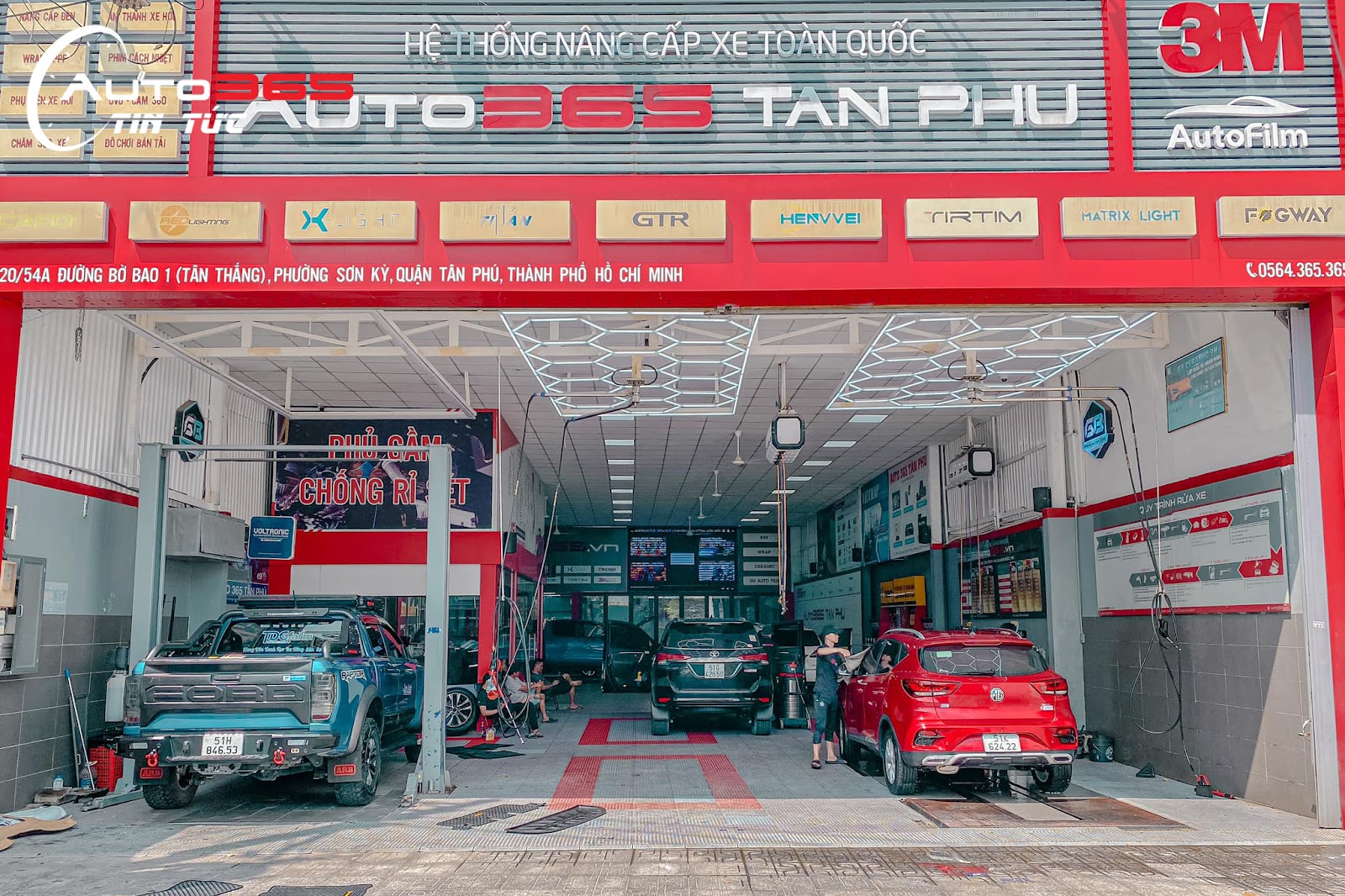 auto365-dia-chi-lap-dat-camera-hanh-trinh-o-to-uy-tin-tai-ho-chi-minh-2.jpg