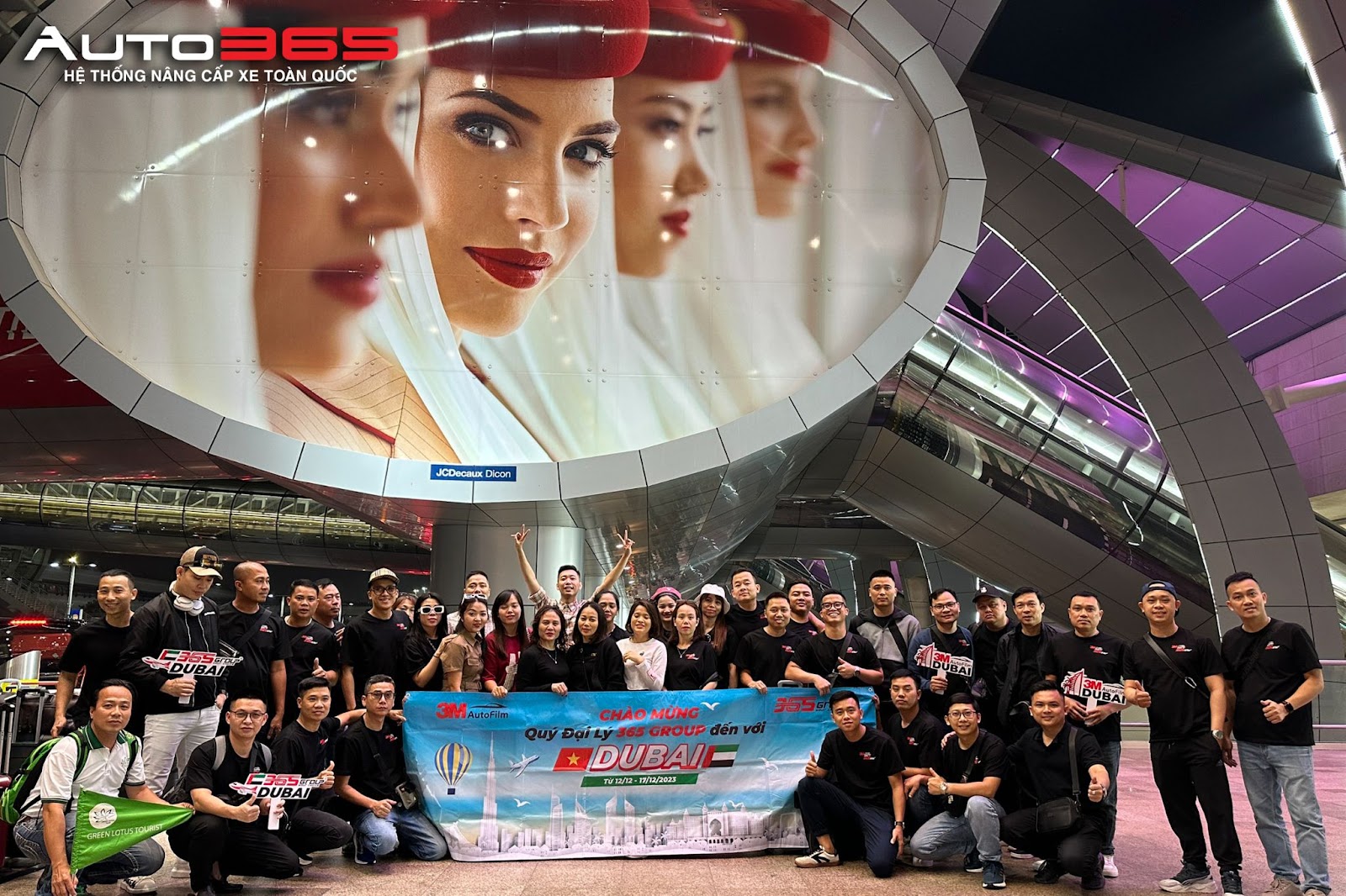 365-group-to-chuc-chuyen-du-lich-dubai-tri-an-dai-ly-va-nha-phan-phoi-1.jpg