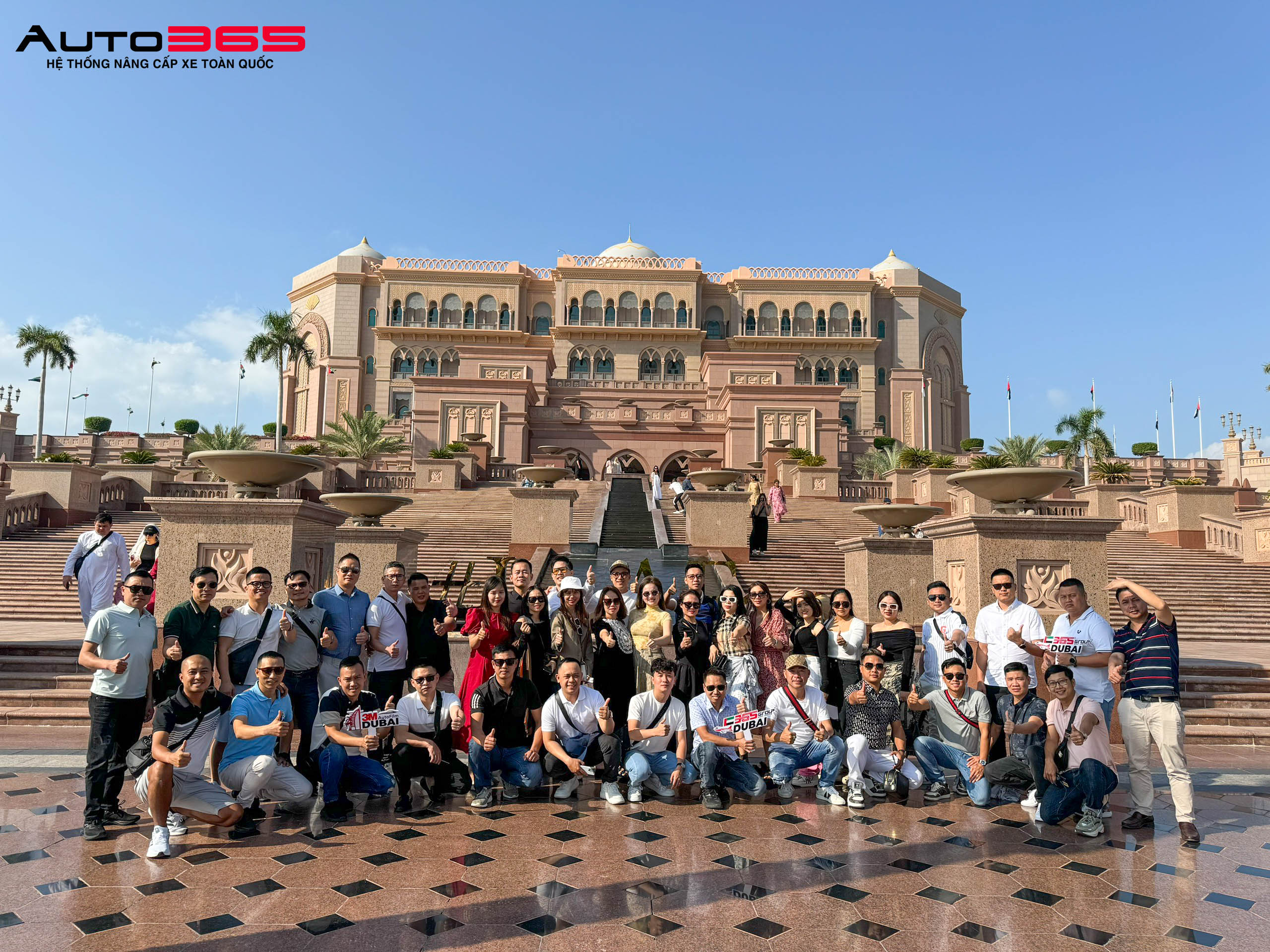 365-group-check-in-tai-emirate-palace.jpg