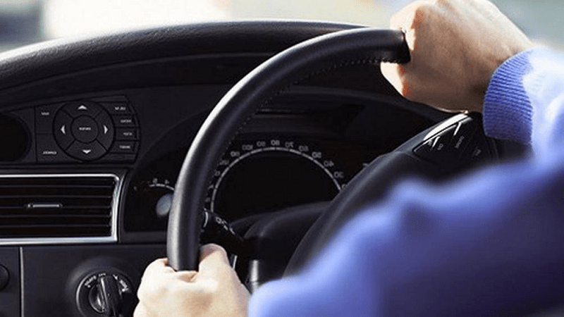 đầu xe bị rung mạnh