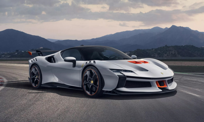Siêu xe Ferrari SF90 XX được phép chạy trên đường phố thay vì chỉ ở đường đua như phiên bản tiêu chuẩn. Ảnh: Ferarri