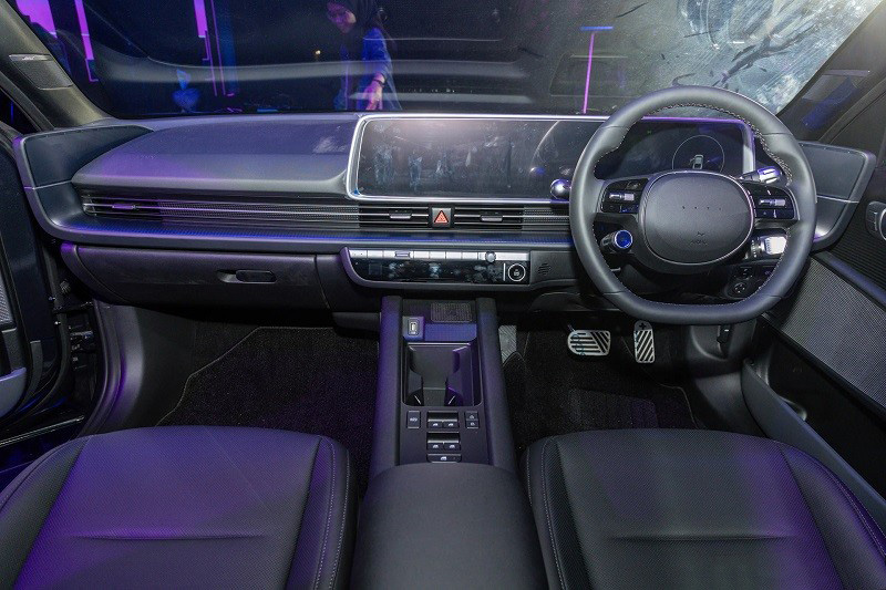 HYUNDAI-IONIQ-3.jpg