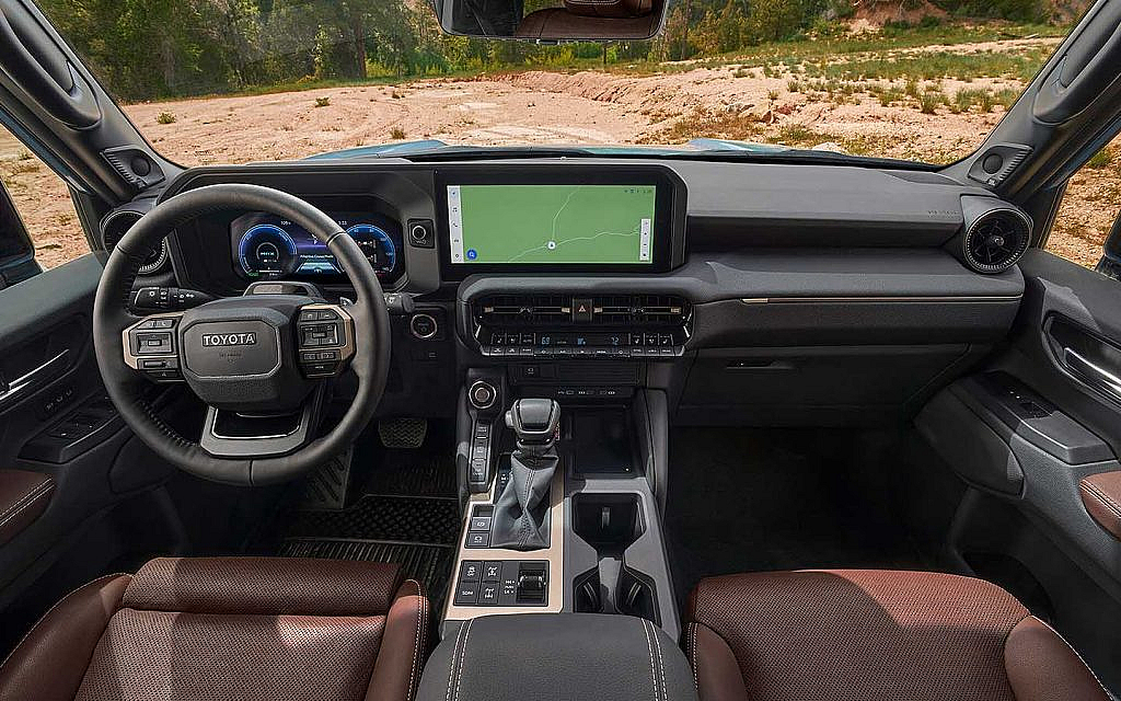 TOYOTA-LAND-CRUISER-2024-3.jpg