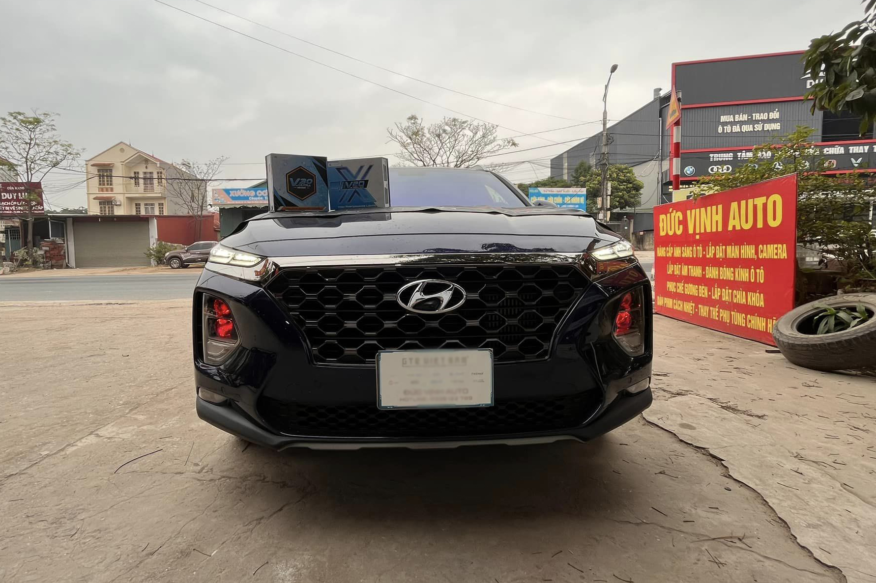do-den-hyundai-santafe-14.jpg