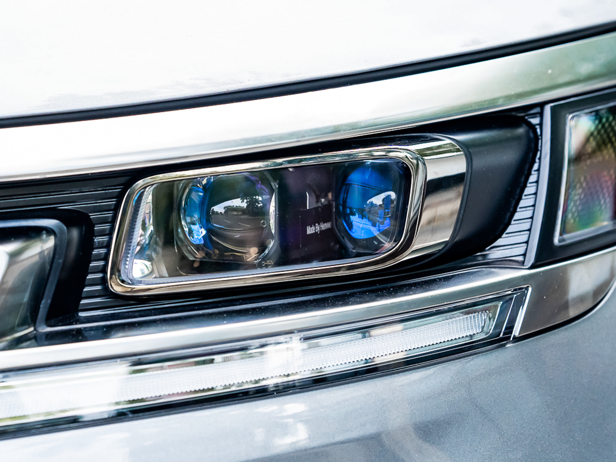 do-den-kia-carnival-2.jpg