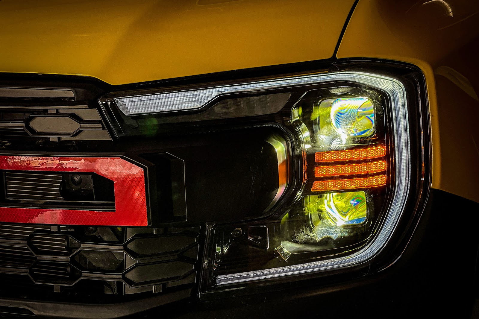 do-den-pha-cho-ford-ranger-31.jpg