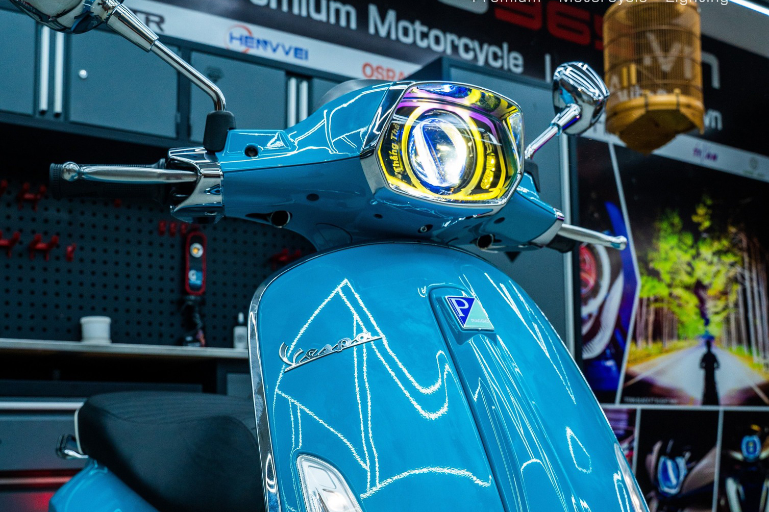 vespa-do-den-6.jpg