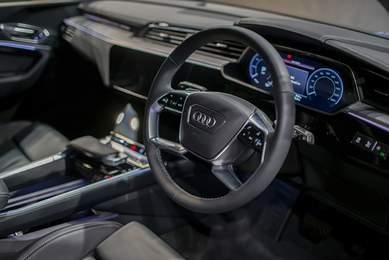 audi-q8-etron-2.jpg