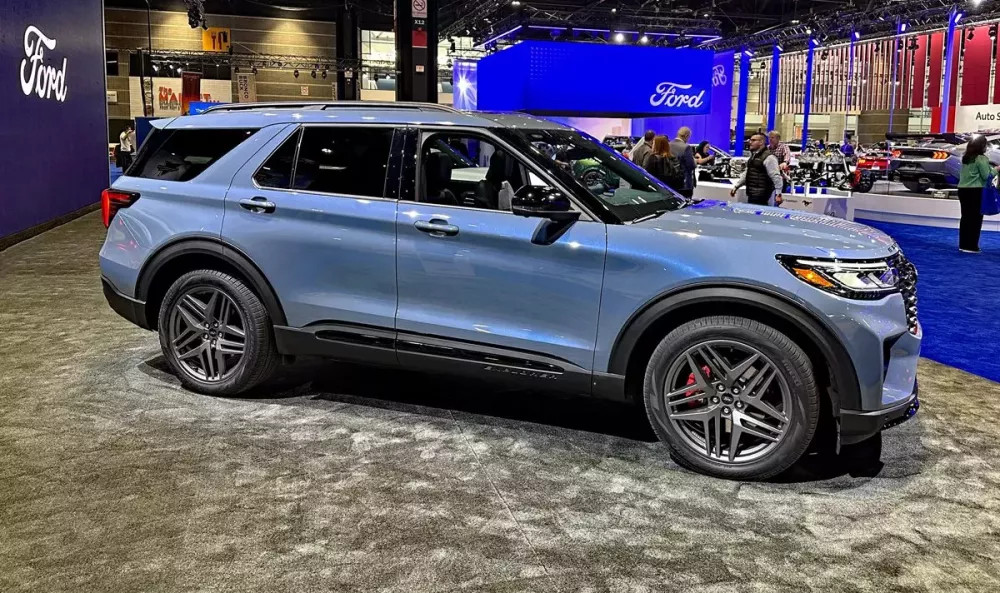 ford-explorer-2025-4.jpg