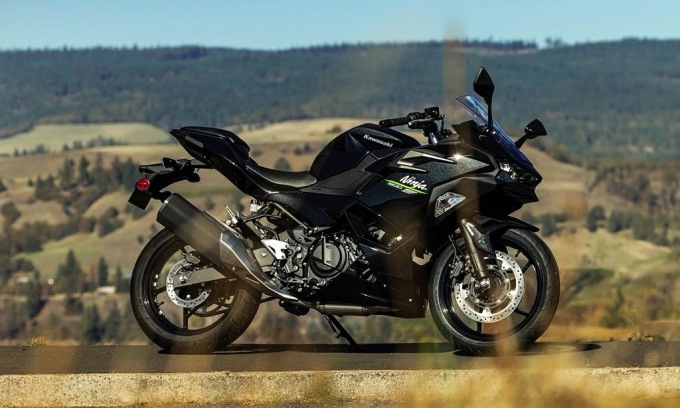 kawasaki-ninja-500-2.jpg