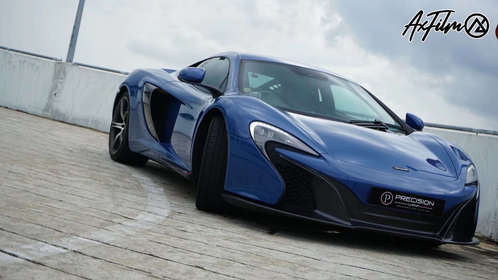 sieu-xe-mclaren-650s-dan-ax-wrap-film-neptune-blue-1.jpg