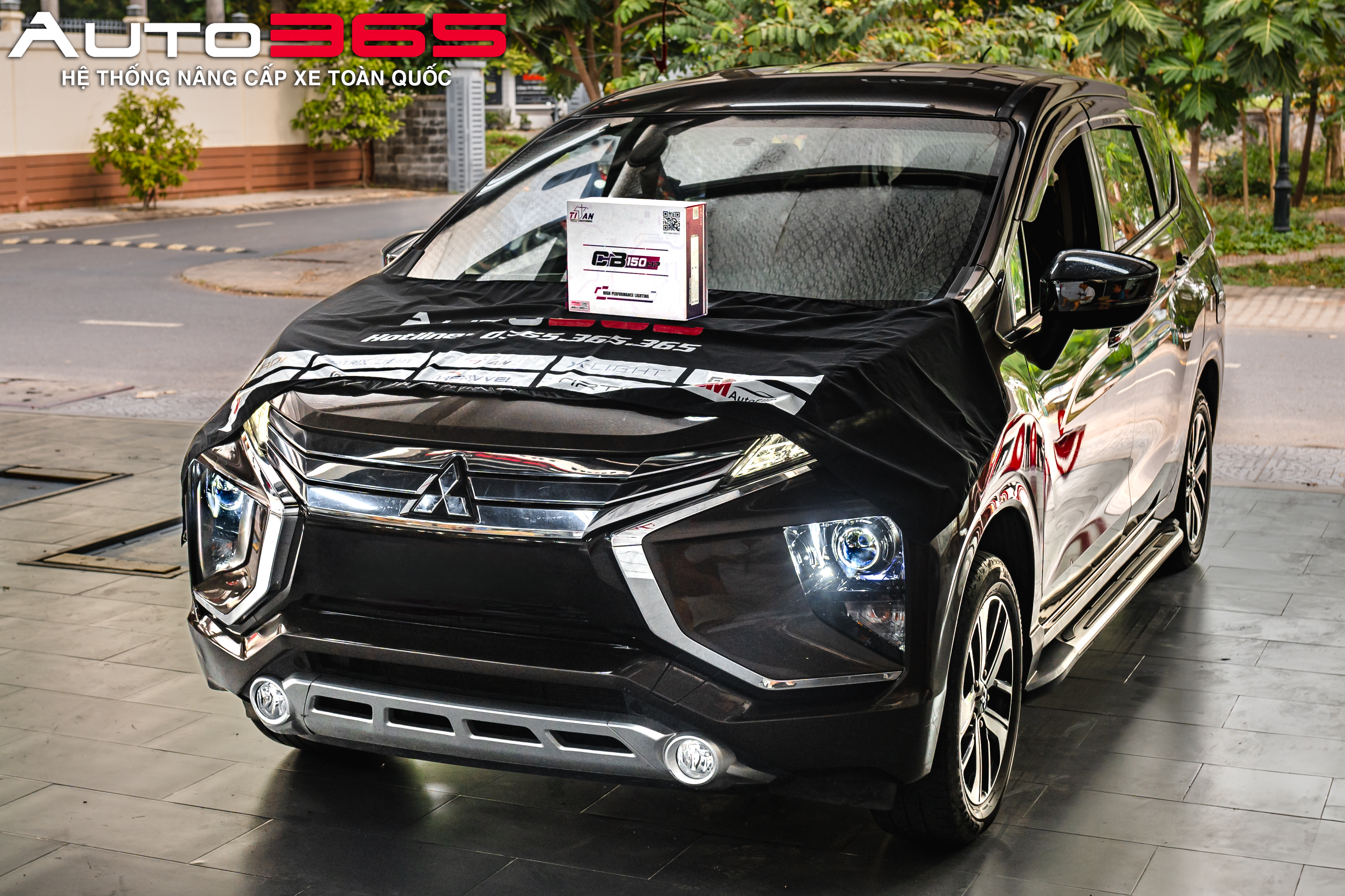 cac-doi-xe-mitsubishi-xpander-cross-5.jpg