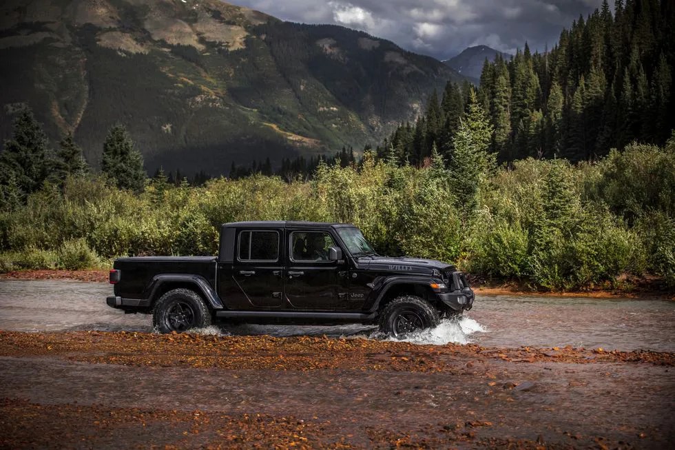 jeep-gladiator-2024-2.jpg