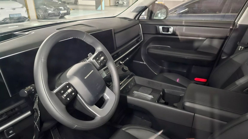 hyundai-santafe-the-he-moi-xuat-hien-tai-duong-pho-viet-3.jpg