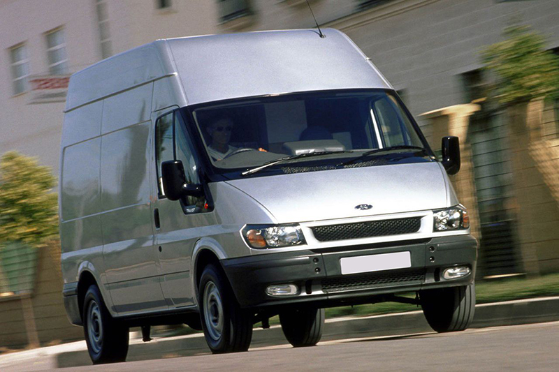 cac-doi-xe-ford-transit-6.jpg