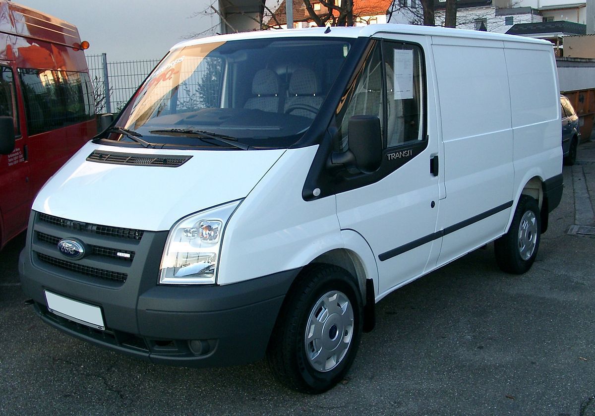 cac-doi-xe-ford-transit-7.jpg