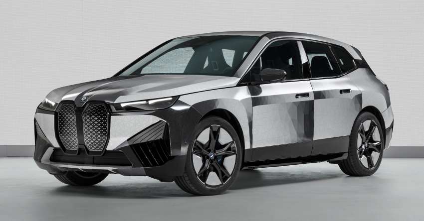 Xe tự đổi màu sơn BMW iX Flow 