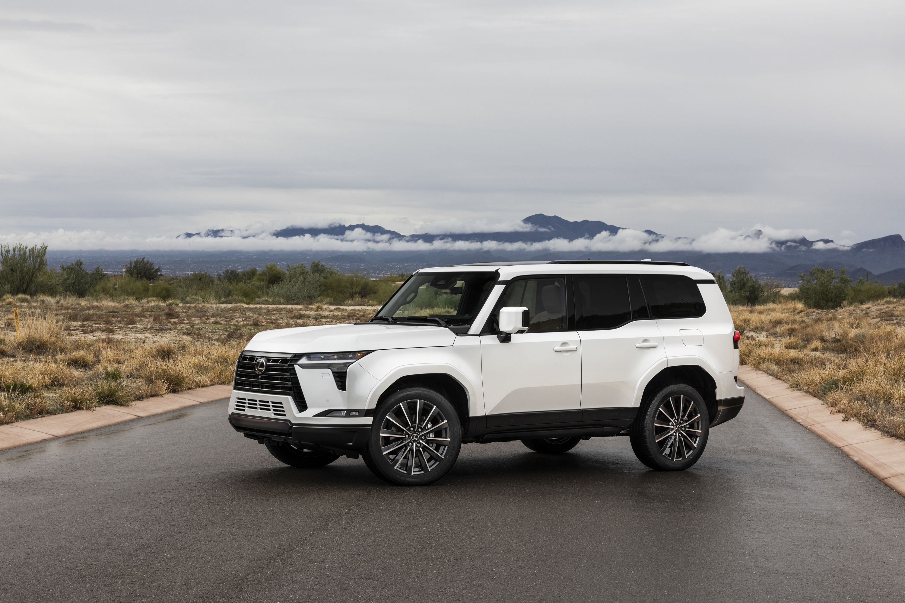 2025-lexus-gx.jpg