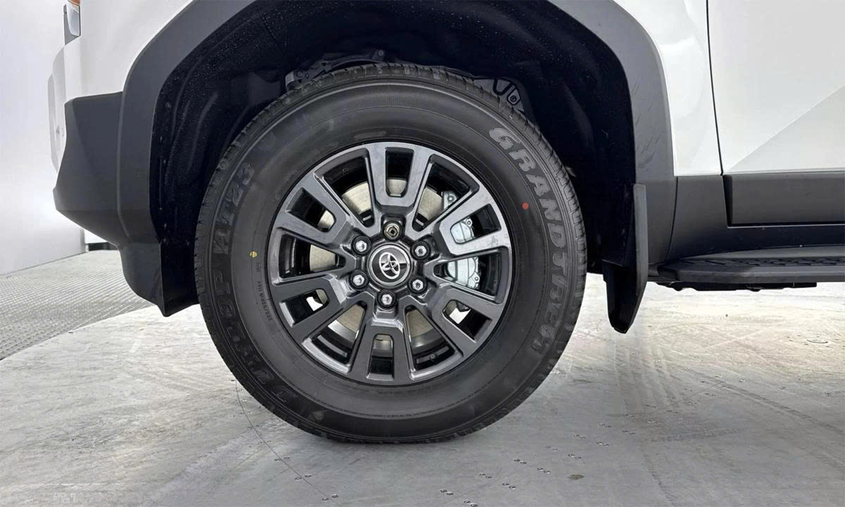 toyota-land-cruiser-prado-2.jpg
