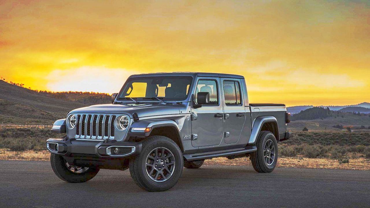 review-xe-jeep-gladiator-2023-1.jpg