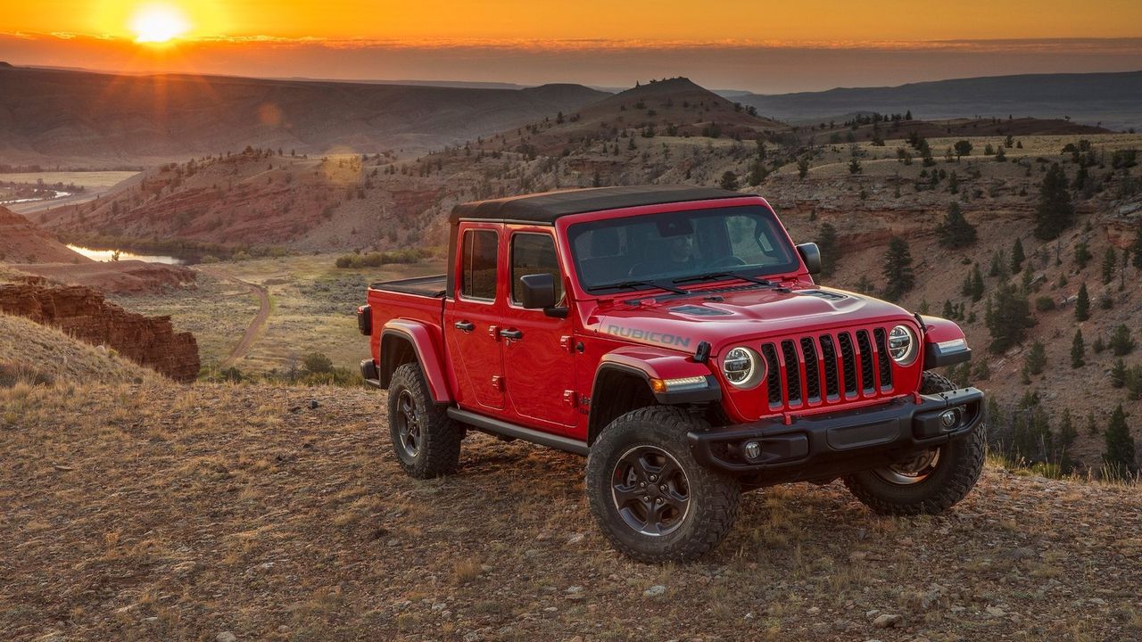review-xe-jeep-gladiator-2023-2.jpg