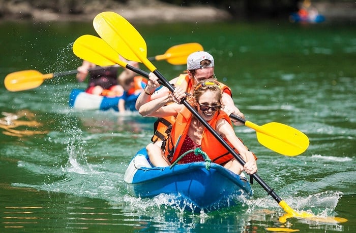 cheo-thuyen-kayak-2.jpg