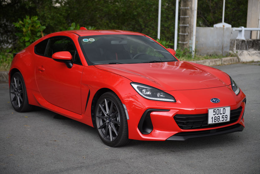 subaru-brz-2.jpg
