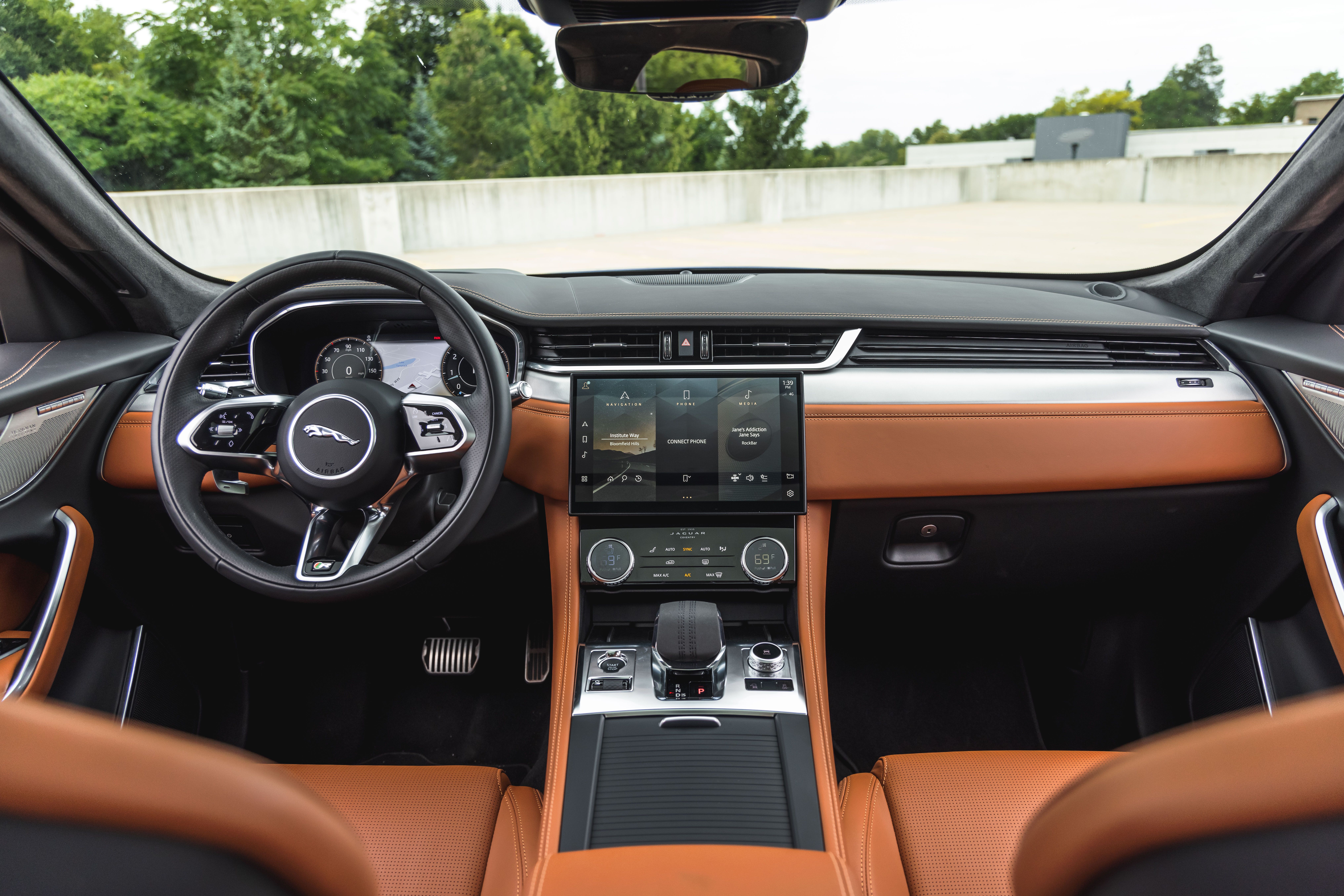 bang-gia-jaguar-1.jpg