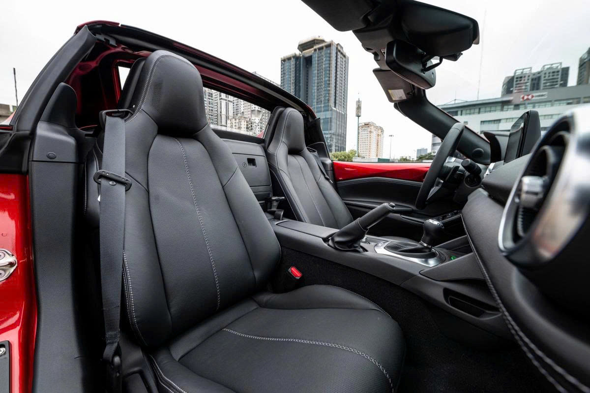 bang-gia-xe-mazda-thang-7-1.jpg