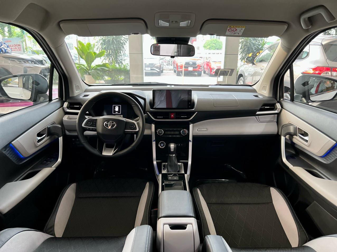 Toyota-Veloz-Cross-CVT-2025-1.jpg
