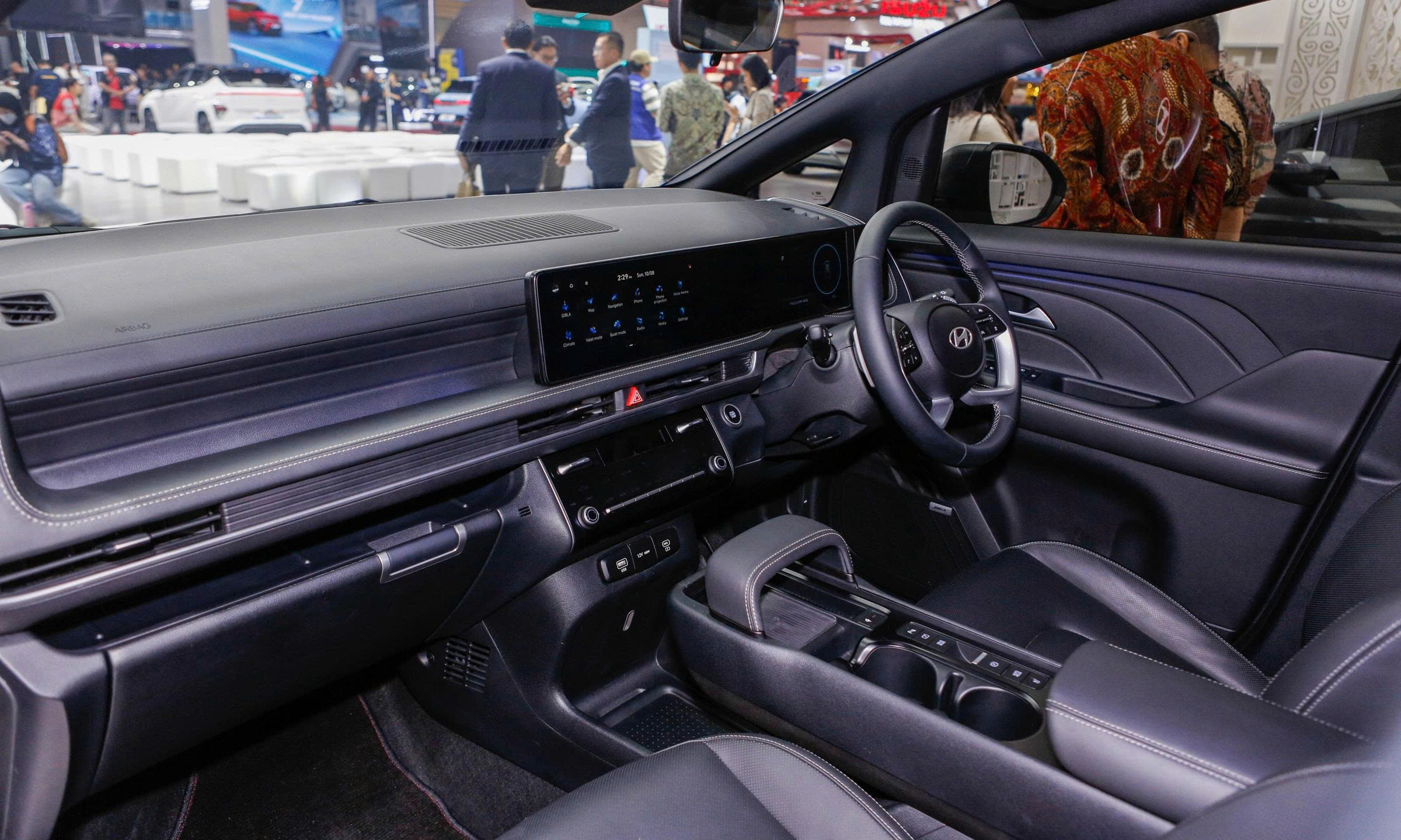 hyundai-starrgazer-3.jpg