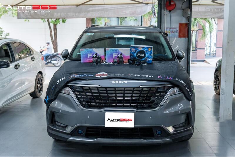 phu-kien-do-choi-kia-carnival-7.jpg