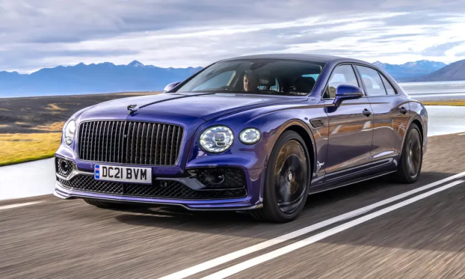 Bentley-Flying-Spur-Hybrid.jpg
