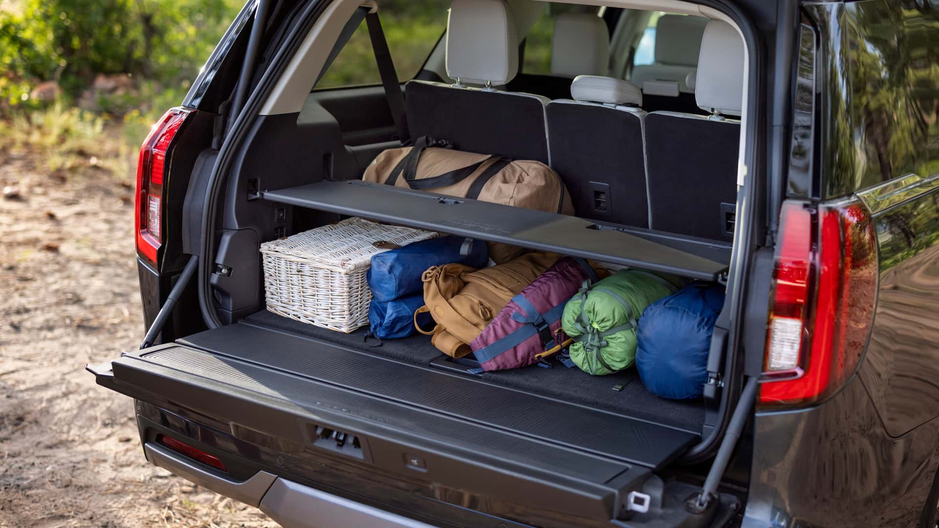 Ford-Expedition-2025-8.jpg