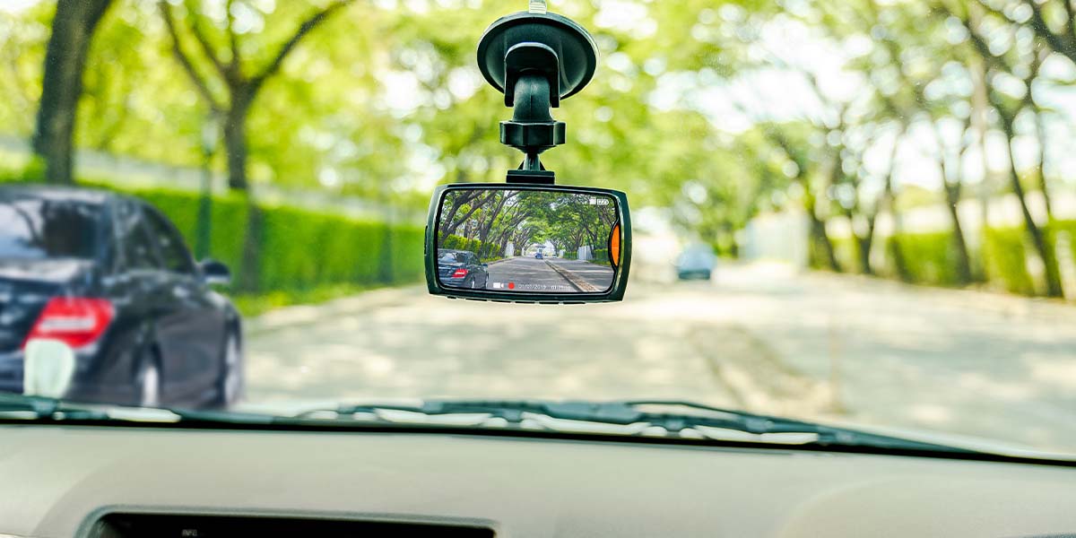 camera-hanh-trinh-o-to.jpg