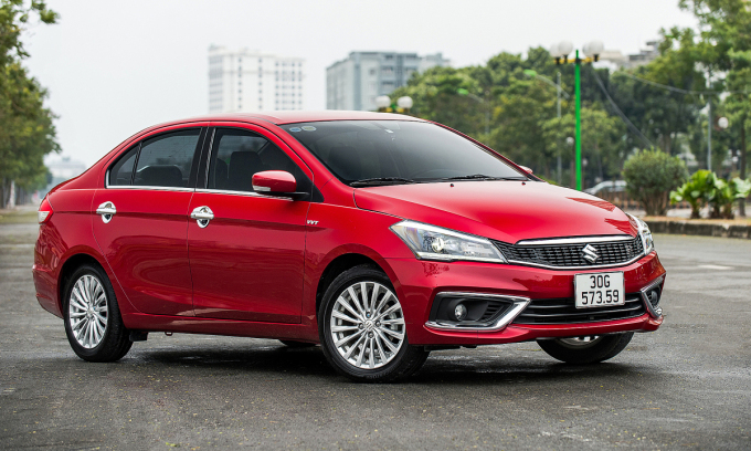 Suzuki-Ciaz.jpg
