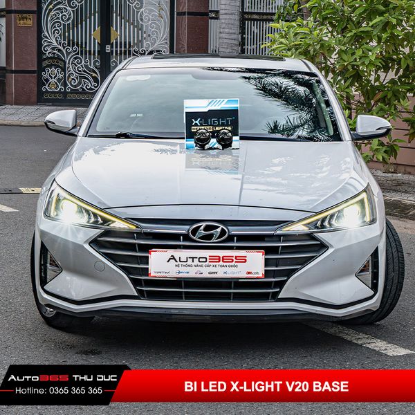 Hyundai-Elantra-xlight-v20-base.jpg