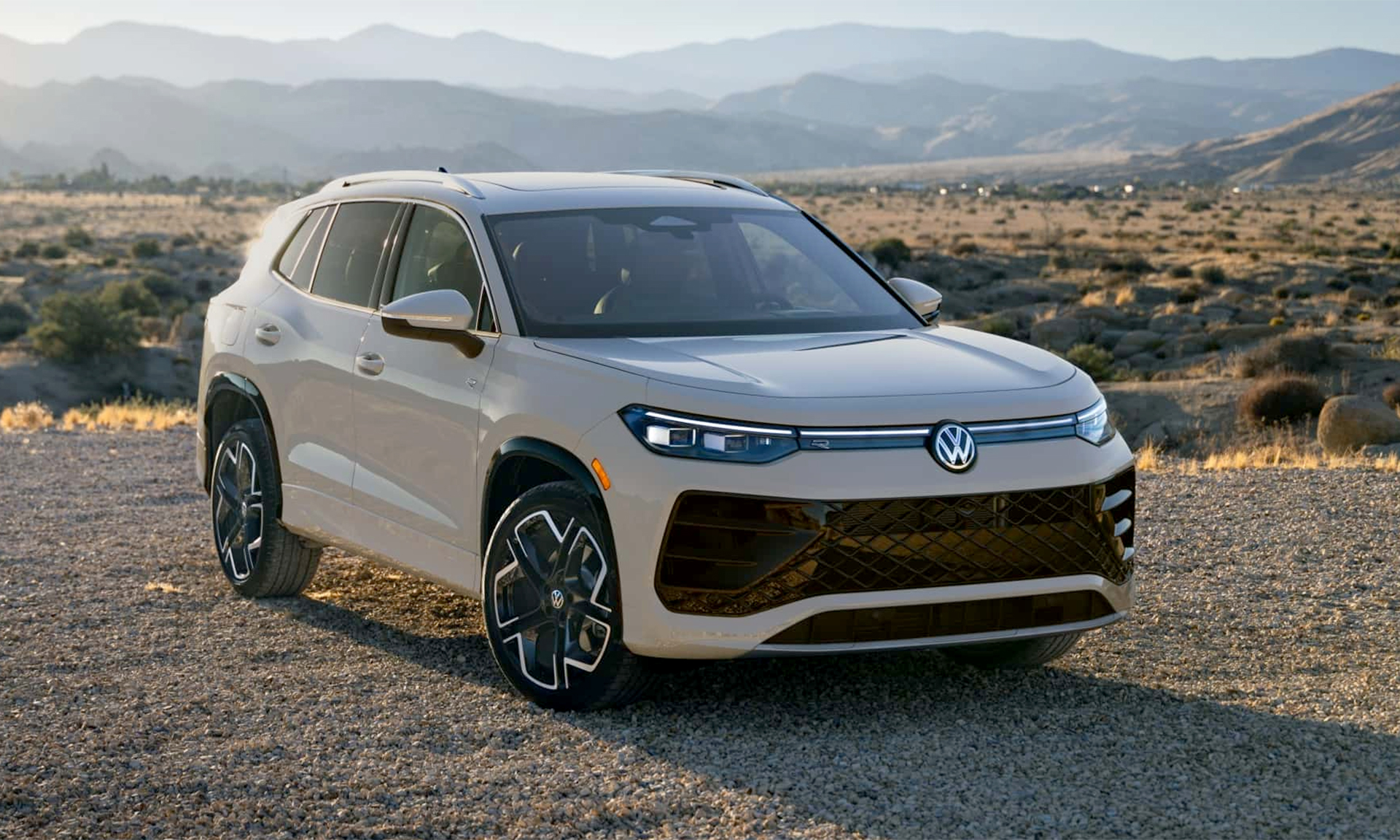 Volkswagen-Tiguan-2025.jpg